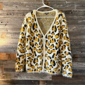 &merci cheetah print fuzzy cardigan